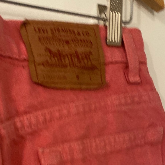 Levi coral vintage high waist jeans
Size 11 / 17512-0228 - Picture 3 of 4
